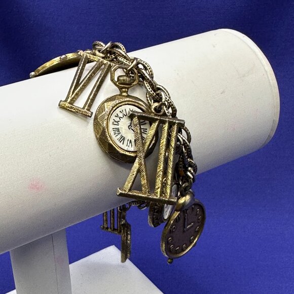 Arthur Pepper “ART” Signed VTG Timepiece Theme Charm Bracelet - Picture 8 of 13